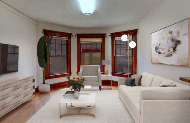 5 BEDROOMS + 2.5 FULL BATHROOMS Single Family House! Showing now for Fall 2026!! photos photos