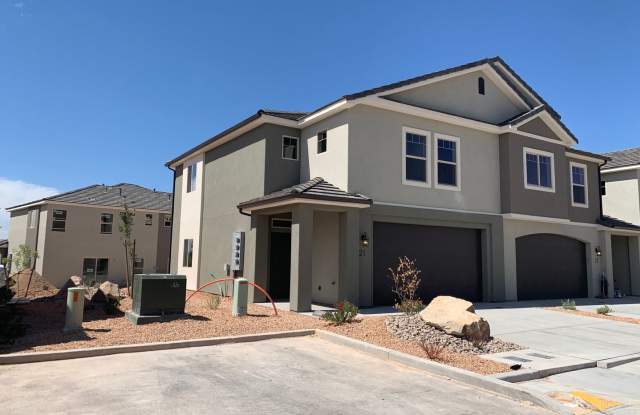 Available 9/15! 3 bed 2.5 bath for rent photos photos