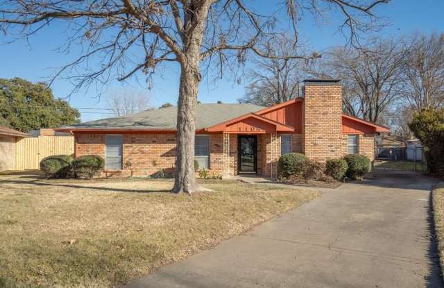 1104 Terry Way - 1104 Terry Way, Irving, TX 75060