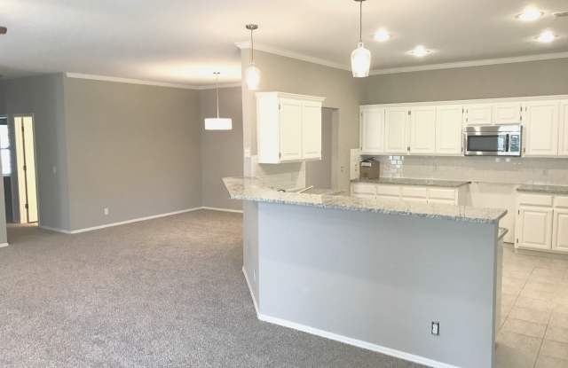 Gated Duplex in Southeast Edmond! - 3213 Northeast 138th Street, Oklahoma City, OK 73013