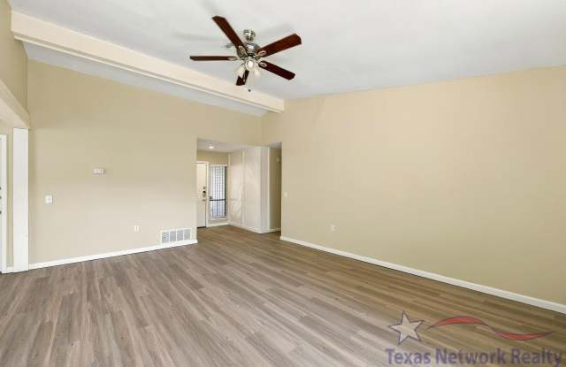 4622 La Marquesa Street - 1 Gallery 4