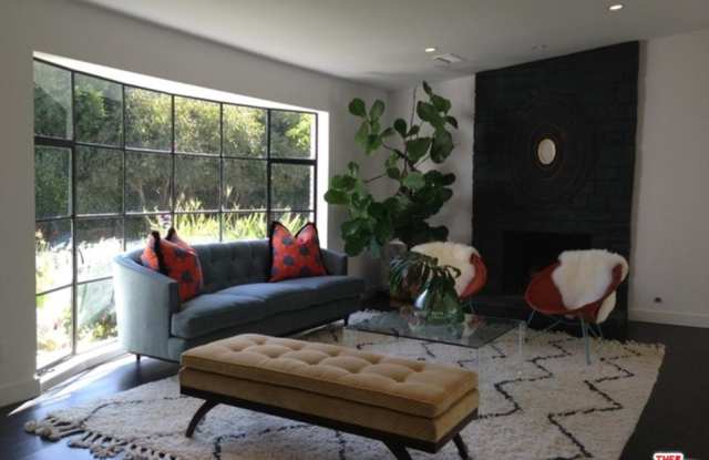 28904 BONIFACE Drive Gallery 4