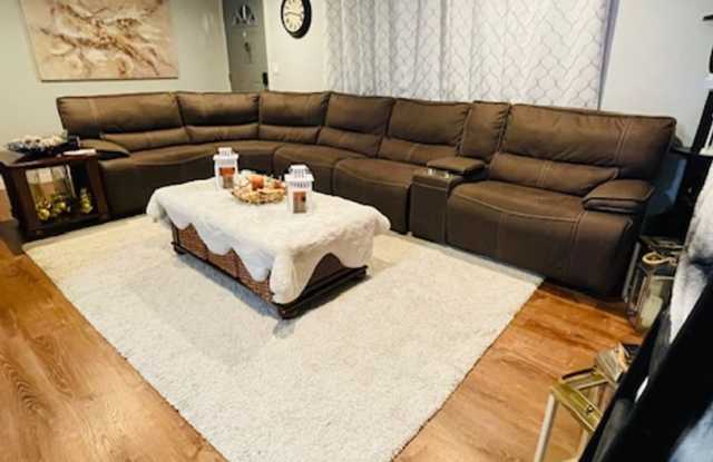 Beautifully Remodeled Rambler in Maple Valley Gallery 4