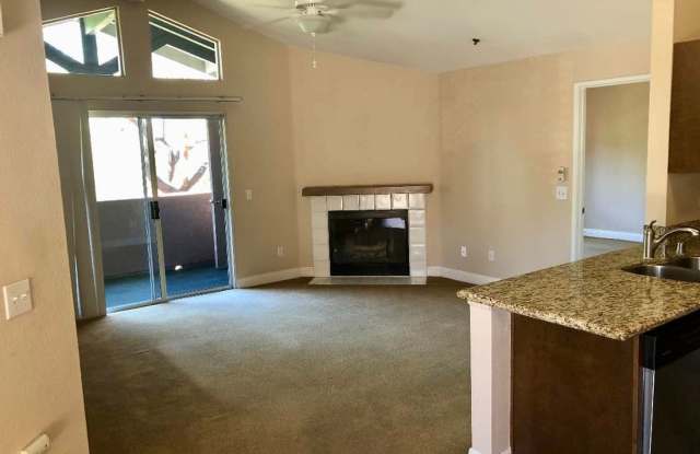Single Level Rancho Bernardo Condo For Lease - Two Bedroom Suite Gallery 3