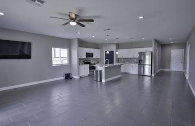 2640 East Inspiration Drive Gallery 3