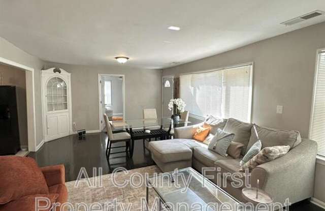 1384 Peachcrest Rd, Gallery 4
