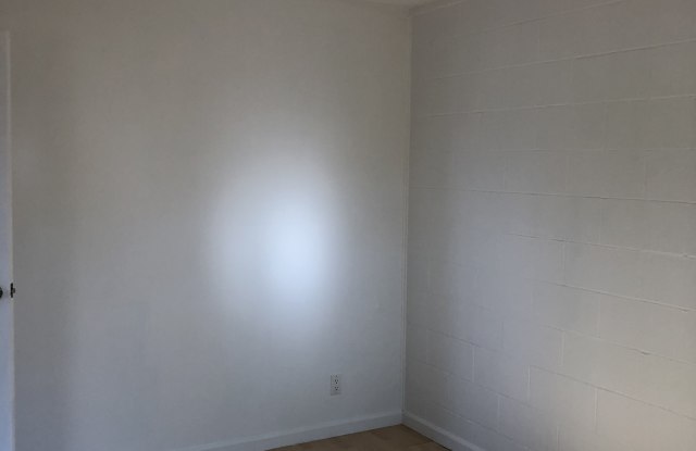 1233 South 55th Street Gallery 2