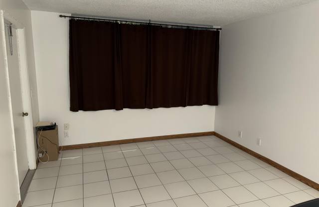 9450 LIVE OAK Place Gallery 2