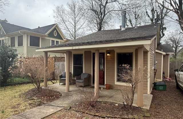 218  E Maple  AVE photos photos