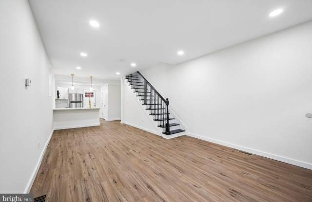 1702 N STILLMAN Street photos photos