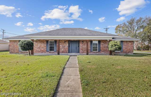 300 Robert Lee Circle photos photos