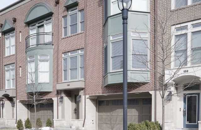 131 Vine Street Gallery 2
