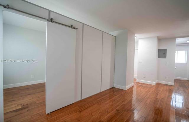 7325 Carlyle Ave photos photos