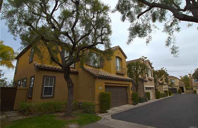 10 Lessay - 10 Lessay, Newport Beach, CA 92657