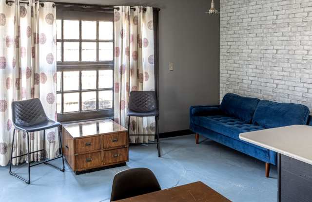 Fully Furnished Apartment in Historic Tracy Park photos photos