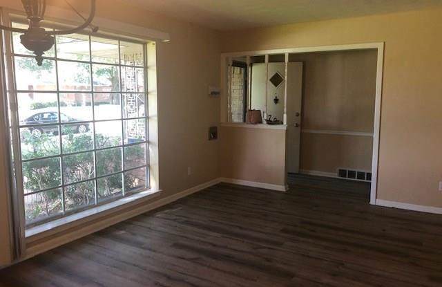 1702 Meadow Valley Lane Gallery 3