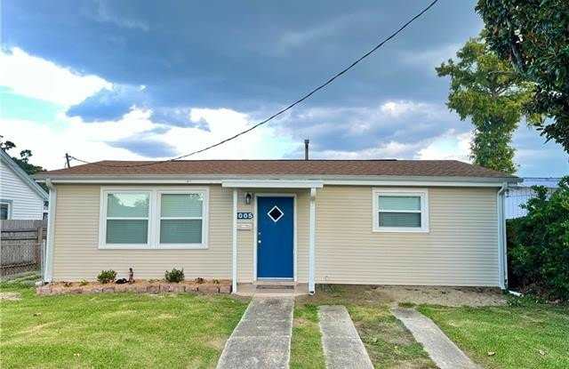 1005 MAINE Avenue photos photos