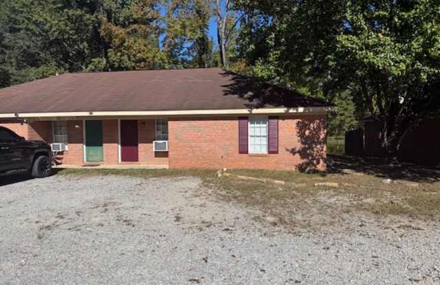 2 bedroom/2 bathroom apartment - 118 Traceview Lane, Lee County, MS 38866
