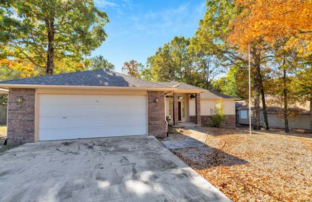 Beautiful 3-bedroom 2 bath Home in Bella Vista! photos photos