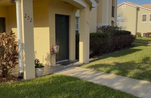 136 SW Peacock Boulevard photos photos