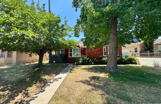 Beautiful Sherman Oaks Home! - 4715 Buffalo Avenue, Los Angeles, CA 91423
