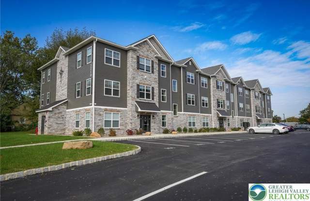 1210 Eaton Avenue unit: 203 photos photos