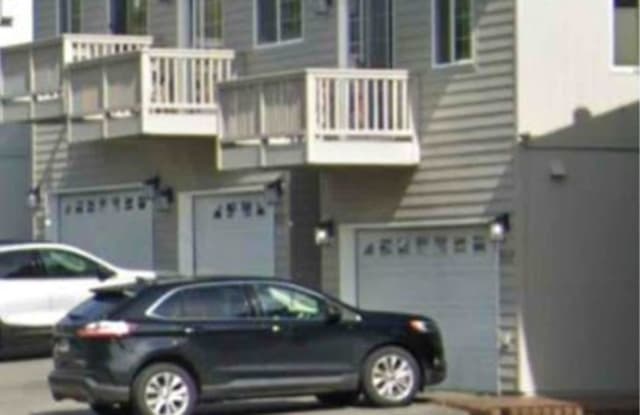 9315 commons place - 9315 Commons Place, Anchorage, AK 99502