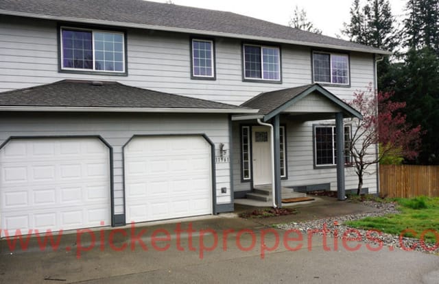 11961 Mayfair Ave SW - 11961 Mayfair Avenue Southwest, Kitsap County, WA 98367