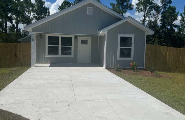 Panama City - Utilities Included - 3 Bedroom/2 Bathrooms photos photos