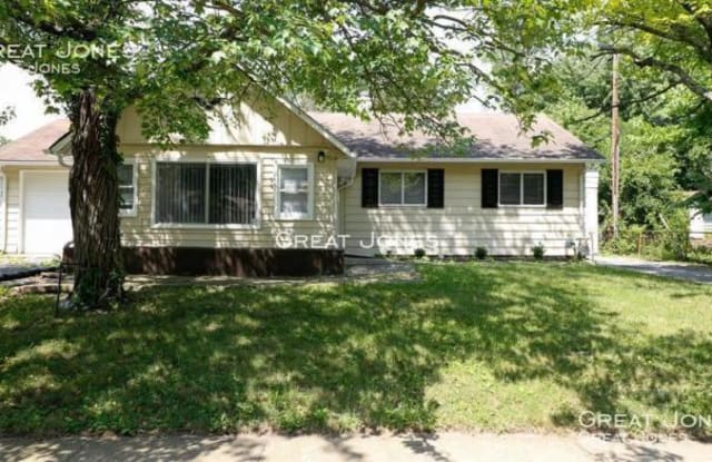 2504 Winfield Ave - 2504 Winfield Avenue, Indianapolis, IN 46222