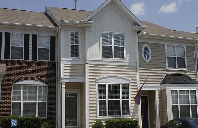 Cozy 2-Bedroom NW Raleigh Townhome just off Glenwood Avenue photos photos