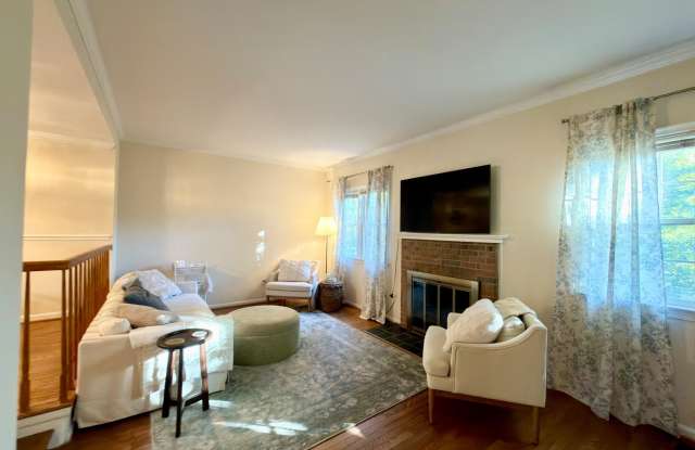 8535 HILLTOP Road Gallery 4