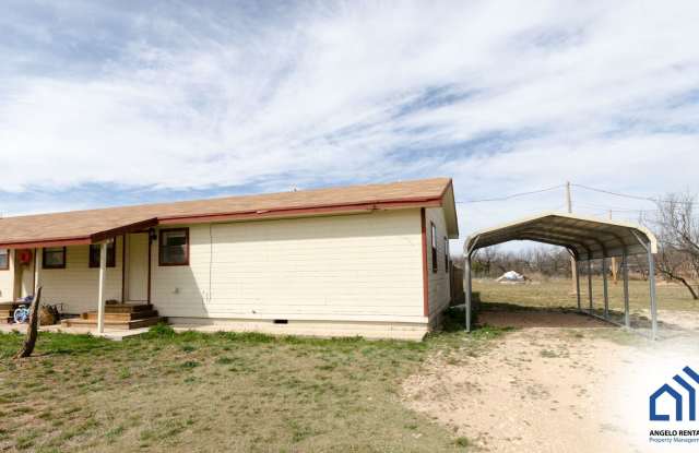 AFFORDABLE 2 Bedroom 1 bath duplex in Grape Creek AVAILABLE NOW! Gallery 3