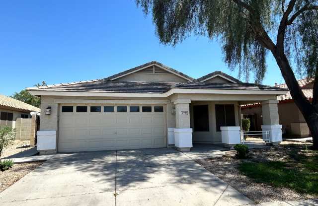 Warm, Inviting 3 Bed / 2bath Home in Canyon Trails with new Paint and Flooring!!! photos photos