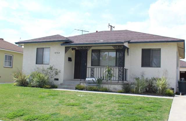 4753 Snowden Avenue Gallery 4