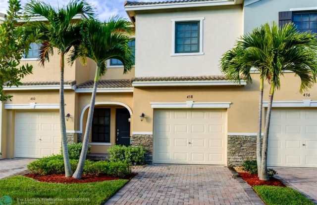 458 NE 194th Ter - 458 Northeast 194th Terrace, Ives Estates, FL 33179