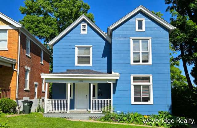 4 Bedroom 1.5 Bathroom House in Norwood photos photos