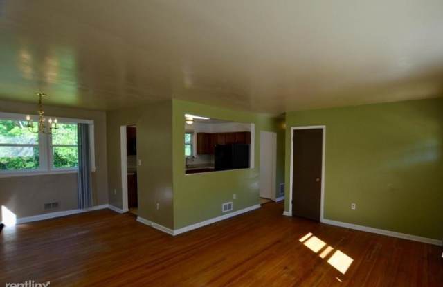 7403 Waldran Avenue Gallery 2