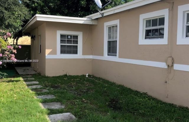 15521 NE 15th Pl - 15521 Northeast 15th Place, North Miami Beach, FL 33162