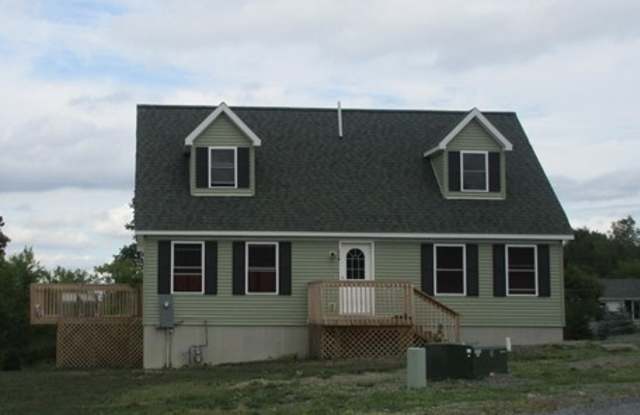 3 Bedroom Close to Ithaca College - 114 Birdseyeview Drive, South Hill, NY 14850