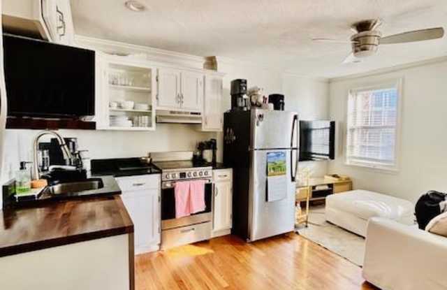 165 West 2nd St. photos photos