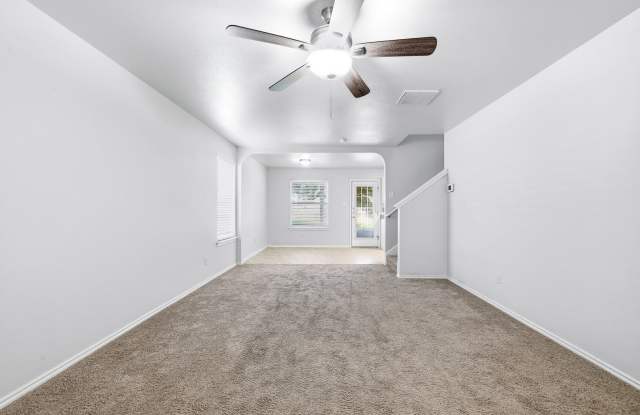 ***MOVE-IN SPECIAL: ONE WEEK FREE***Resort-Style Amenities in Wildhorse Community Gallery 4