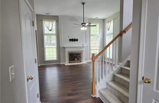 1712 Hillside Bend Crossing Gallery 2