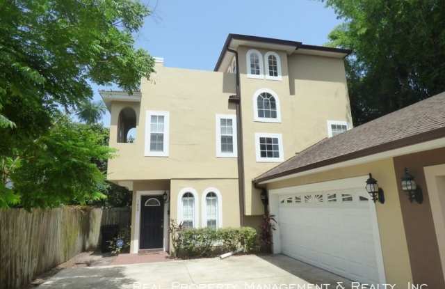 1627 Ferris Ave. - 1627 Ferris Avenue, Orlando, FL 32803