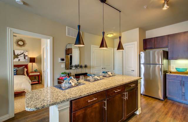 Keller Springs Crossing Apartments Gallery 3
