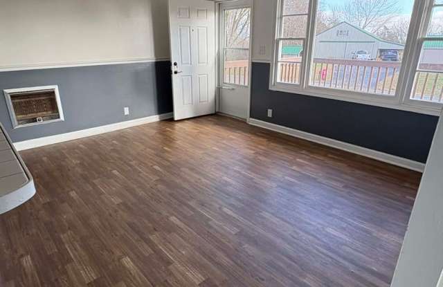 3BR home with basement! Gallery 3