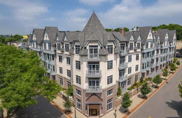 55 1st Street unit: 412 - 55 1st Street, Pelham, NY 10803 55 1st Street unit: 412 - 55 1st Street, Pelham, NY 10803