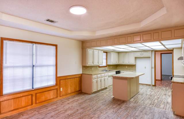 107414 South 4770 Road Gallery 4