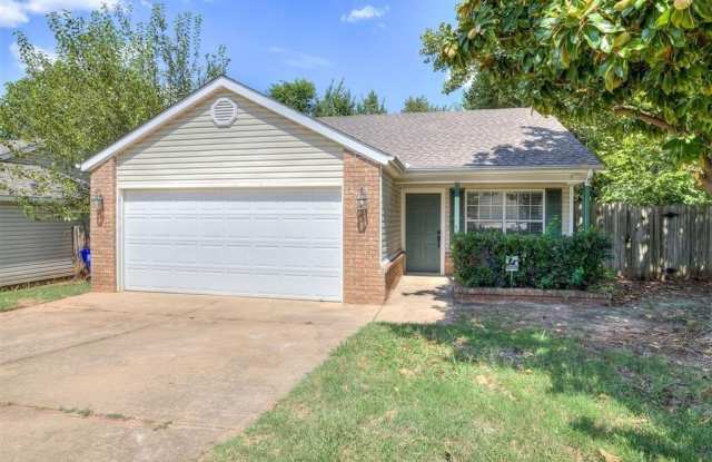 1121 Cedarcrest St photos photos