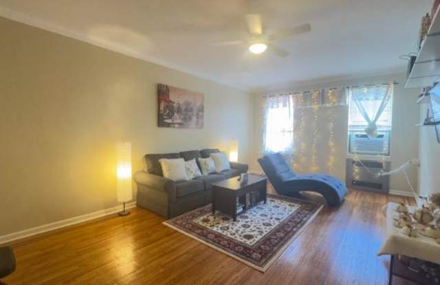 Ash Ave Apartments Gallery 2